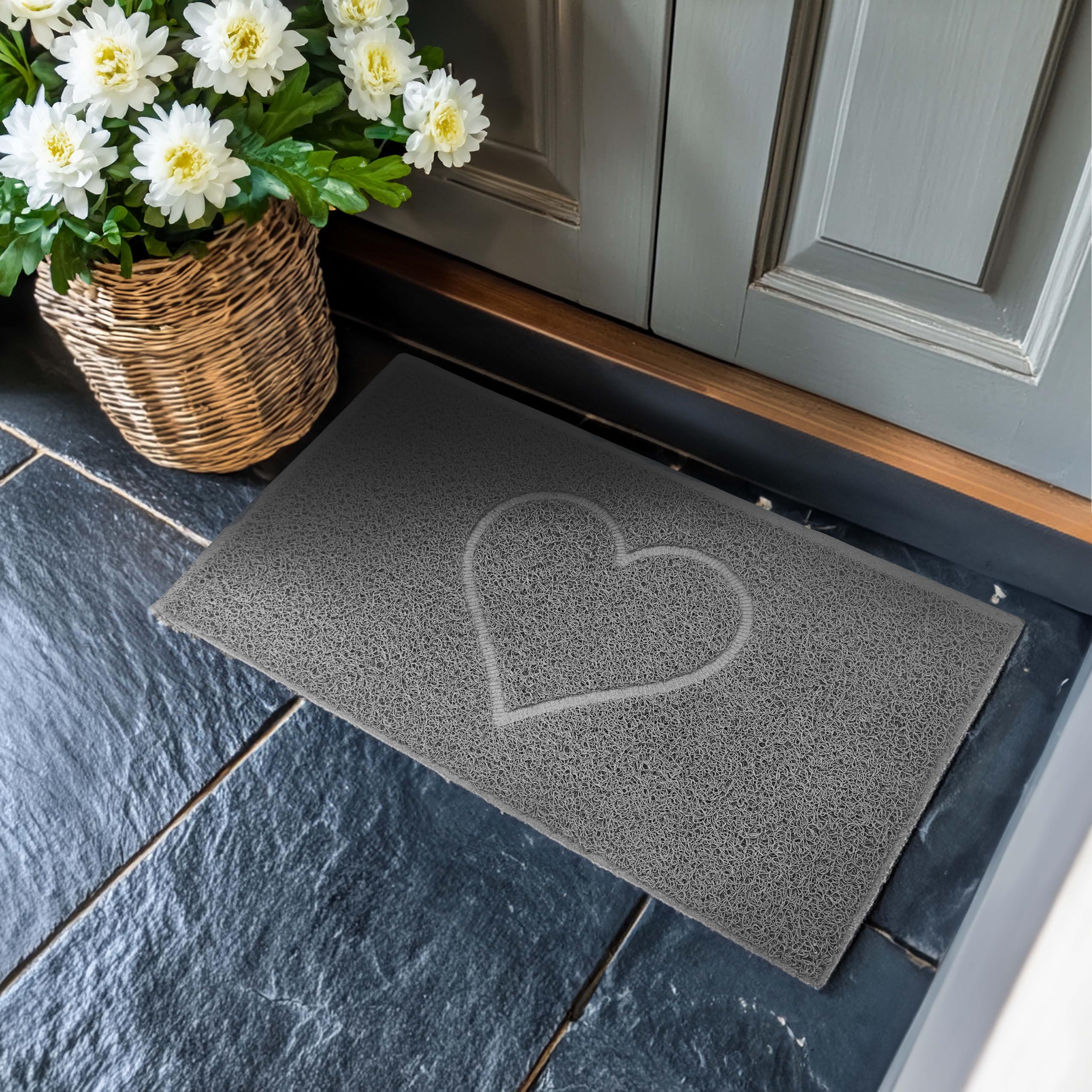 Nicoman Heart Shape Embossed Entrance Door Mat Non Slip Dirt Trapper PVC Spaghetti Mat with Rubber Base, Jet Washable Quick Drying Doormat Indoor or Outdoor - (Small, Grey, 60 x 40cm)