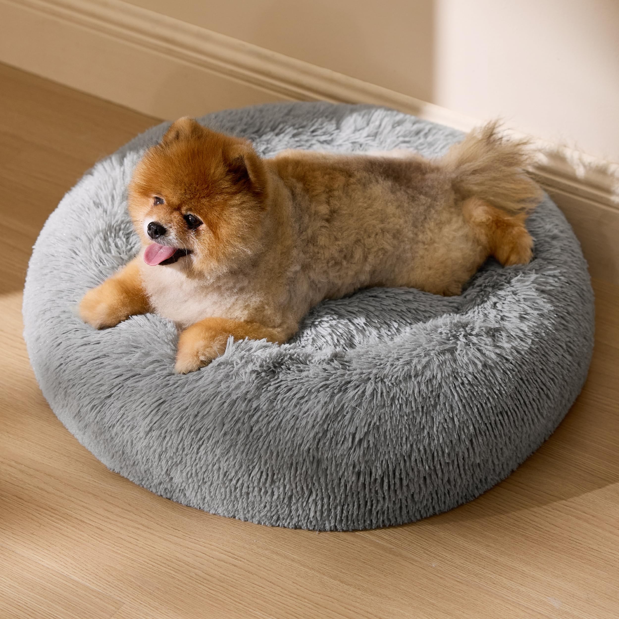 Bedsure Plush Round Cat Bed - 60x60x14cm Washable Large Cat Beds for Indoor Cats, Fluffy Calming Anti Anxiety Dog Bed for Small Pets Dogs Puppy, Light Grey
