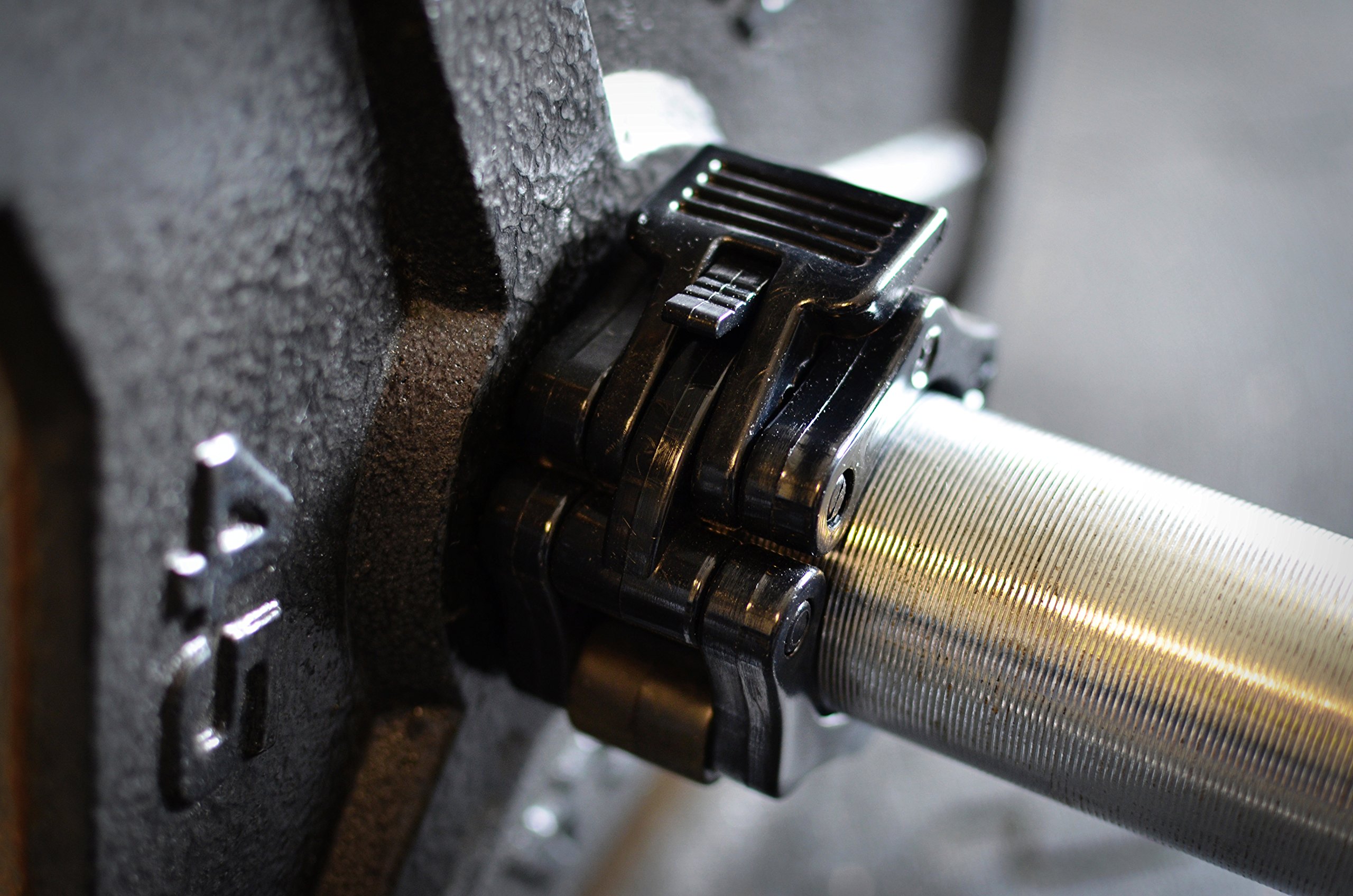 Clout Fitness Quick Release Pair of Locking 2" Olympic Size Barbell