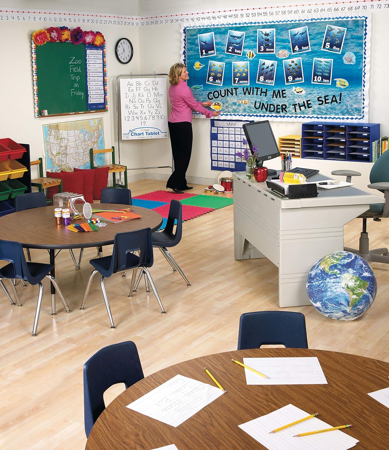 001318 Blue Classroom Keepers 30Slot Mailbox Business, Industry