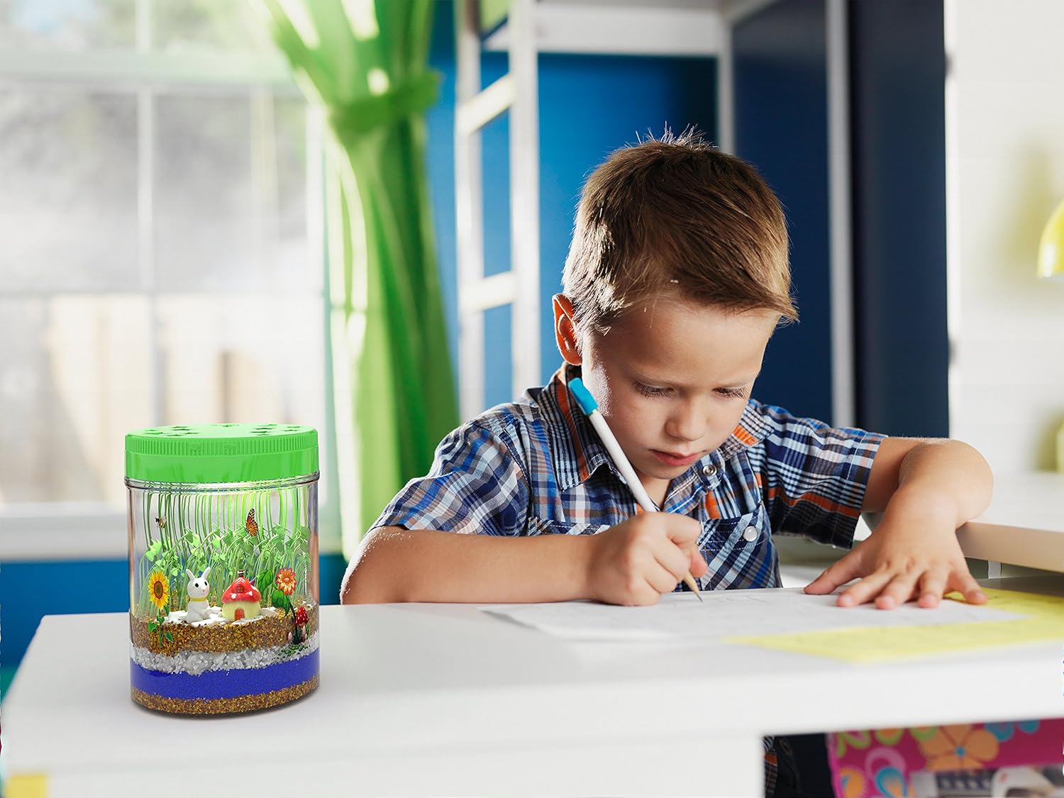 Light-up Terrarium Kit for Kids with LED Light on Lid - Create Your Own Customized Mini Garden in a Jar That Glows at Night - Science Kits for Boys & Girls - Gardening Gifts for Kids - Children Toys: Toys & Games