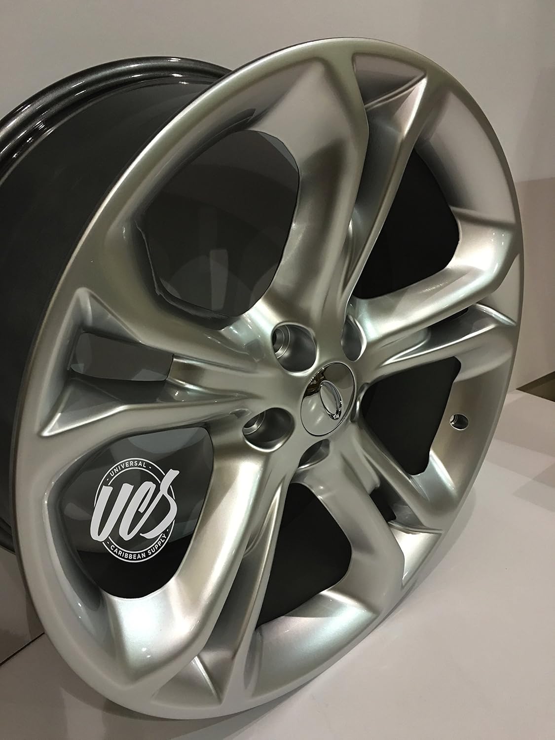 ford bolt pattern 5 lug on Offset 44 Mm Hub Bore 63 4 Bolt Pattern 5x114 3 Brand New 20 X 8 5 Replacement Alloy Wheel Rim Compatible With Ford Explorer Limited 2011 2018 Car