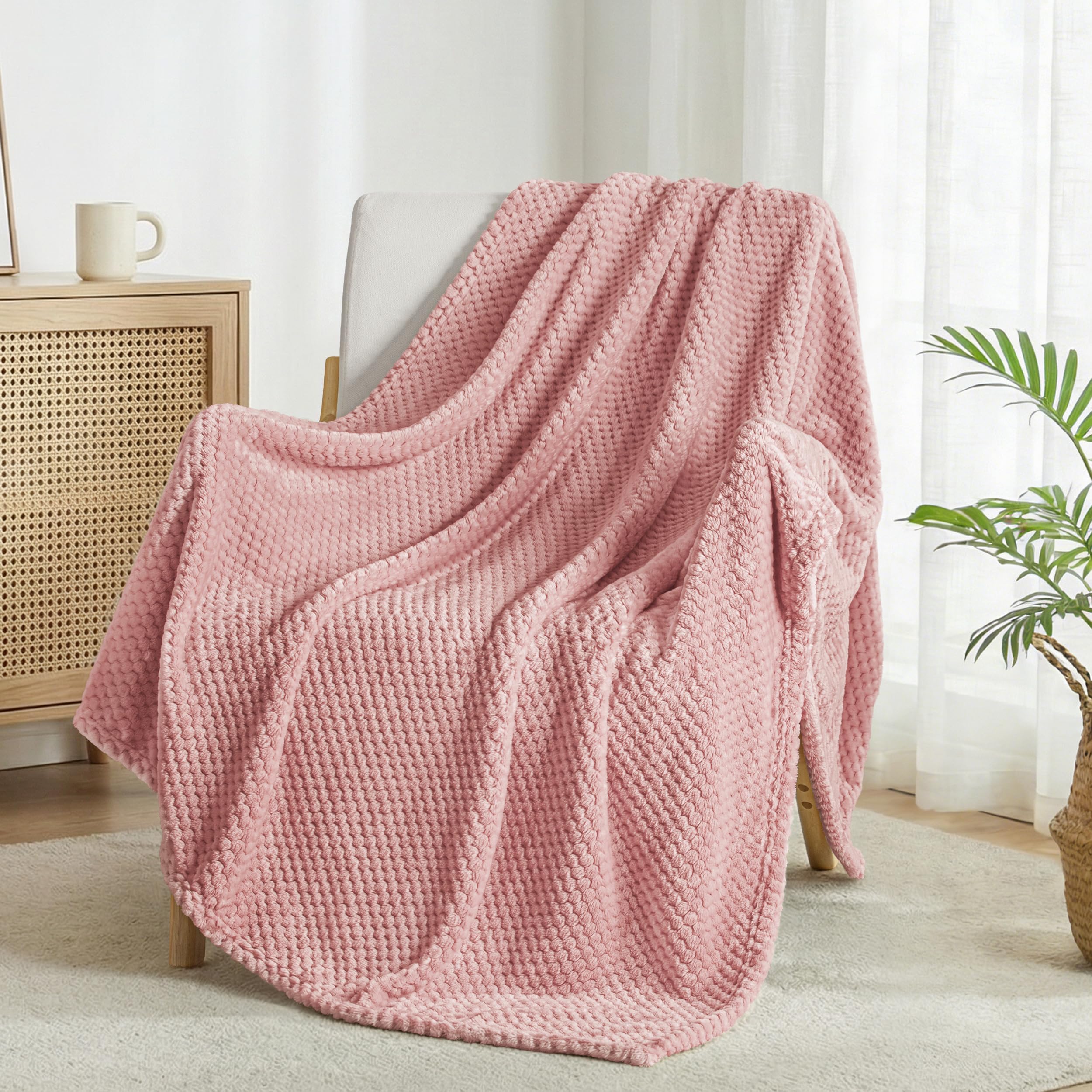 Exclusivo Mezcla Fleece Throw Blanket Extra Large, Super Soft and Warm Blankets for Couch, Sofa and Bed Waffle Textured, Cozy, Fuzzy and Lightweight,Dusty Pink, 127x178 CM