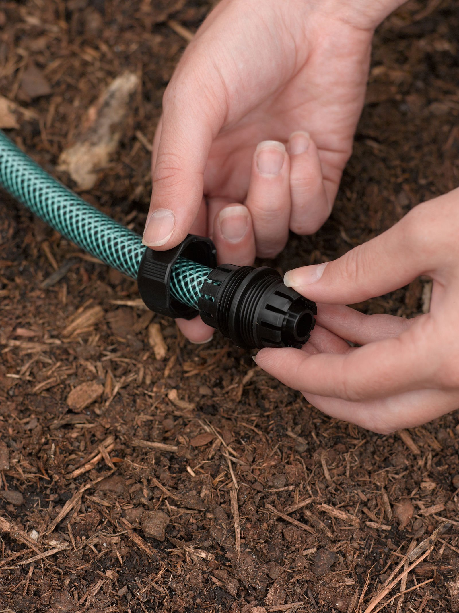 Gardener's Supply Company SnipnDrip Soaker Hose System, Drip Irrigation with Fittings 1/2 Inch