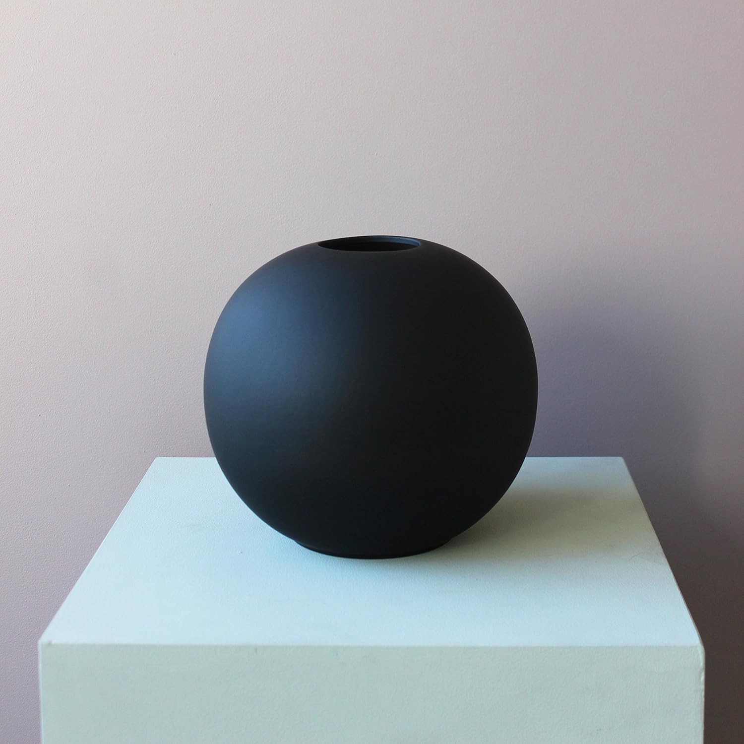 Cooee Design Ball Vase 20cm Black, 20 cm - Image 3