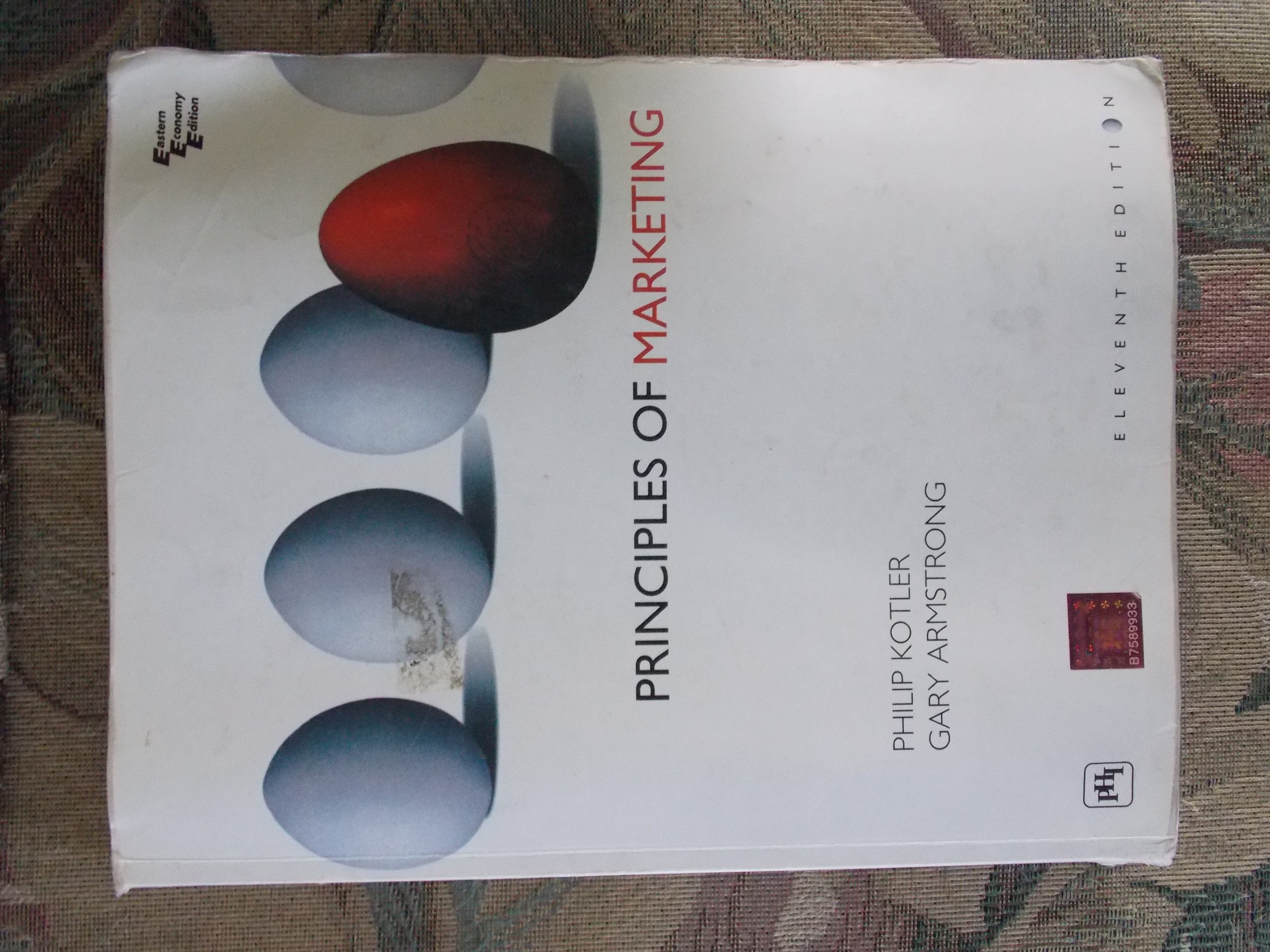 Principles of Marketing: Instructor's Manual w/ Video Guide Paperback – 2006