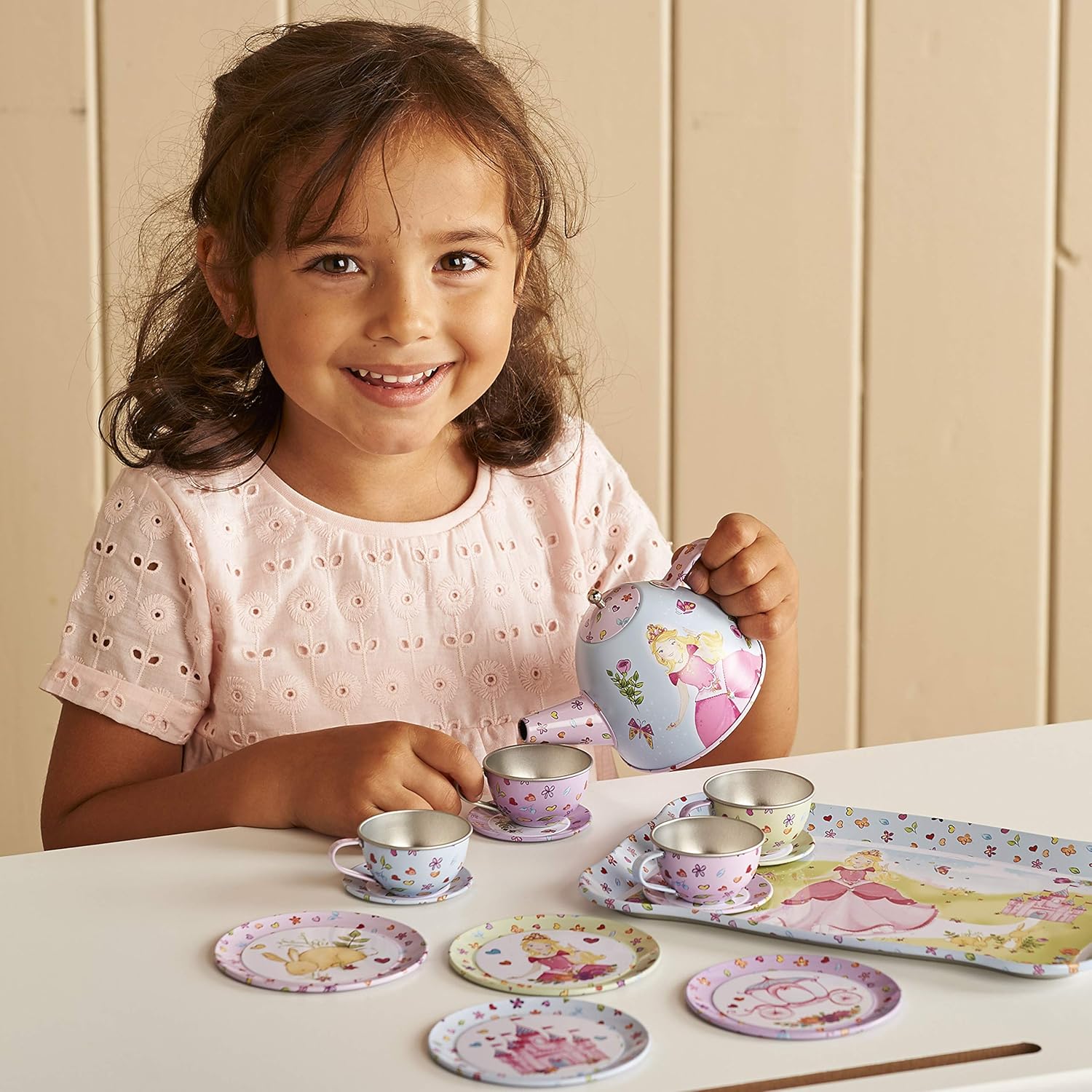 lucy locket tea set
