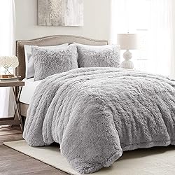 Lush Decor Emma Faux Fur Soft Fluffy Oversized