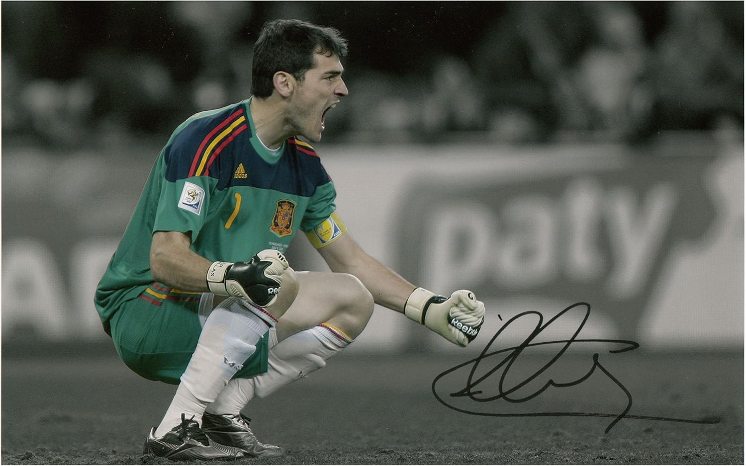 iker casillas signed jersey