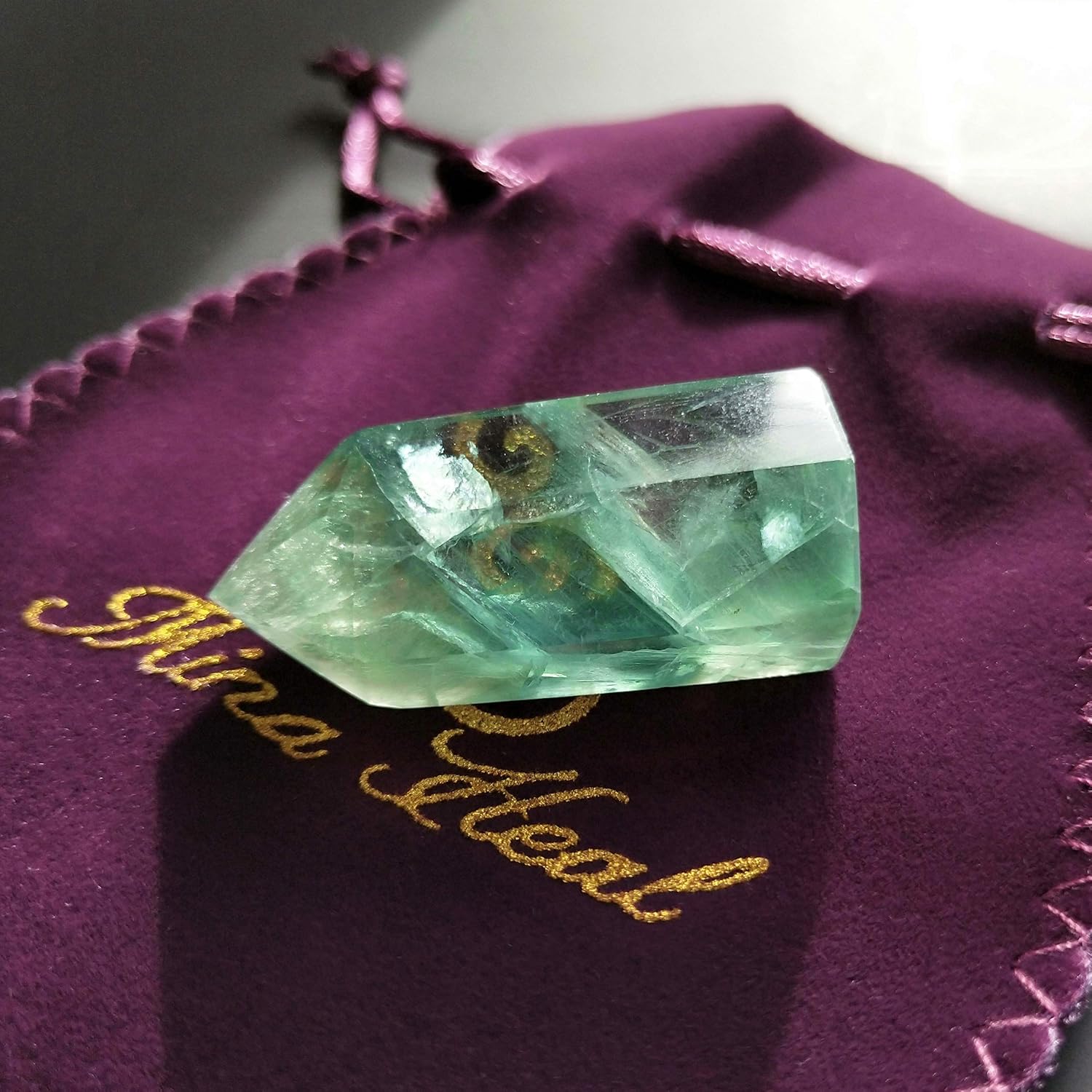Green Fluorite Healing Crystal Wand, Pointed & Faceted for Reiki Chakra Meditation Therapy Decor, 1-pcs S size - Image 5