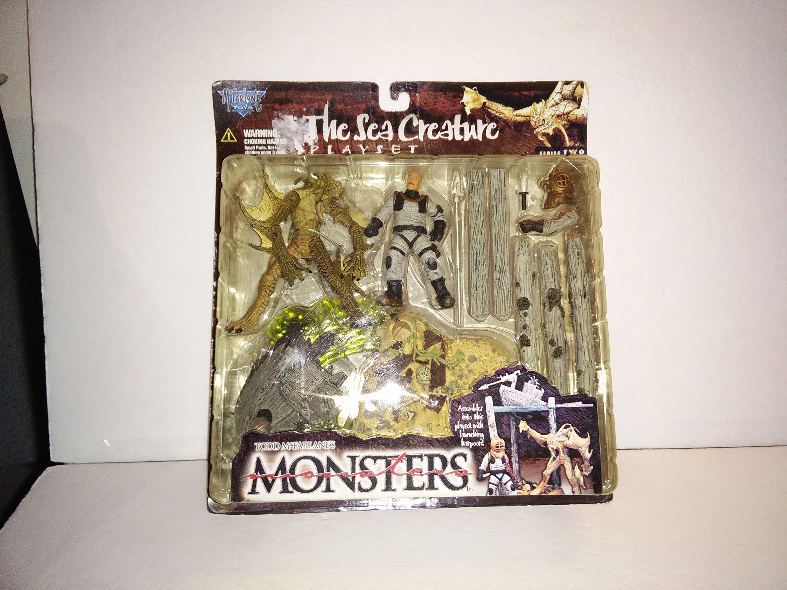 MONSTERS The Sea Creature PLAYSET (Japan import / The package and the manual are written in Japanese)