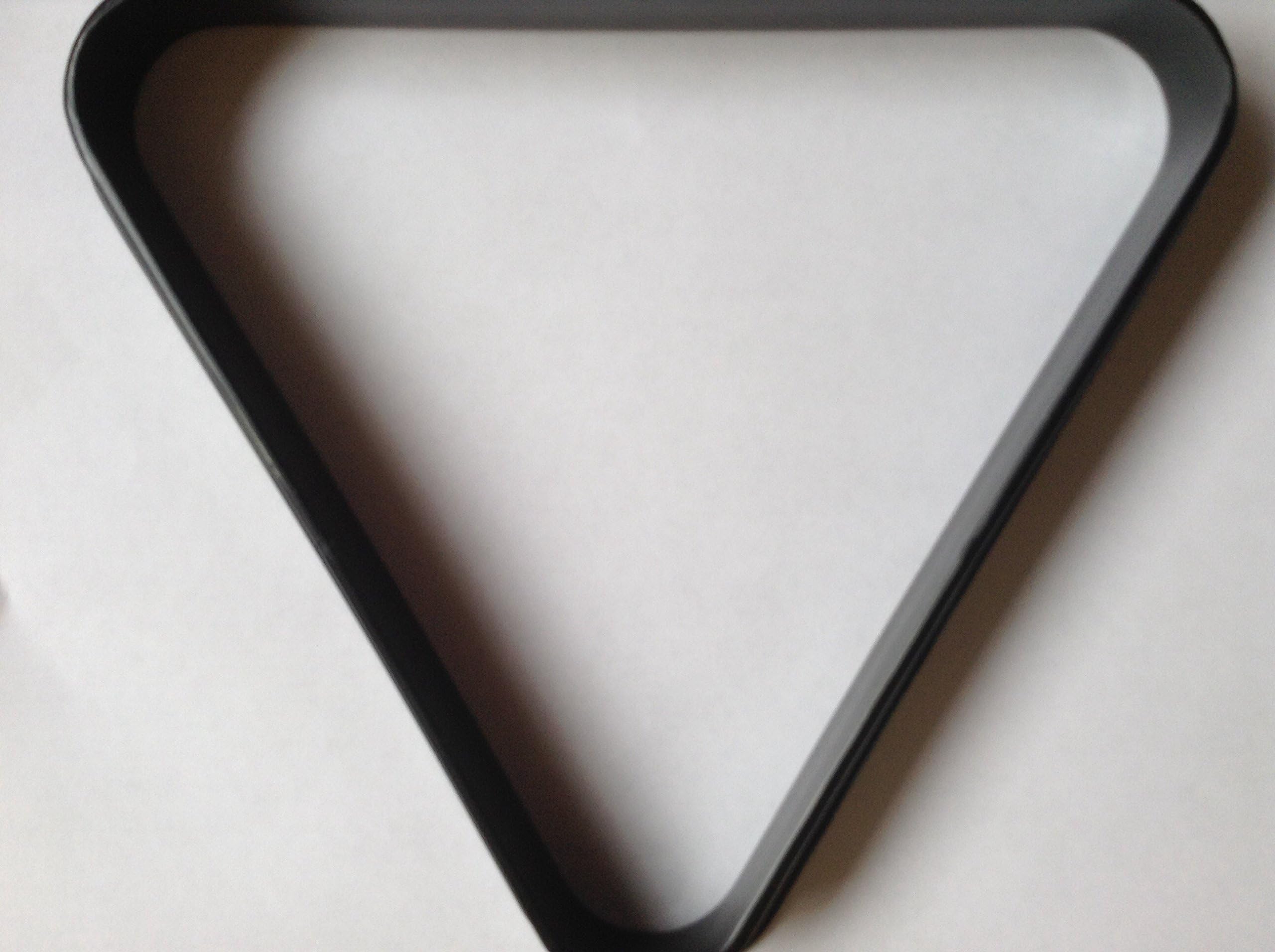 Plastic triangle for 15 small pool balls 41mm size. Complements our 41mm pool sets in our store