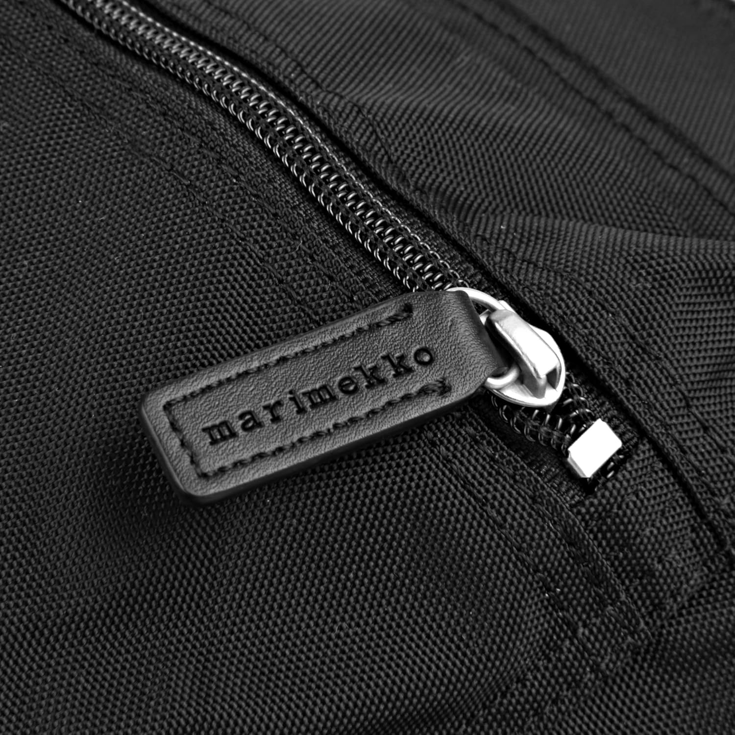 50 Off マリメッコ Marimekko ショルダーバッグ 999 ローディー ブラック 黒 並行輸入品 B0739lf3b2 Iguworldsolar Com