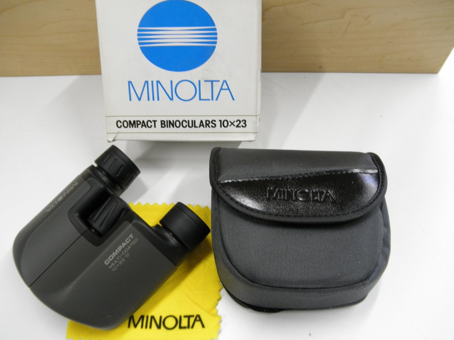 minolta compact binoculars