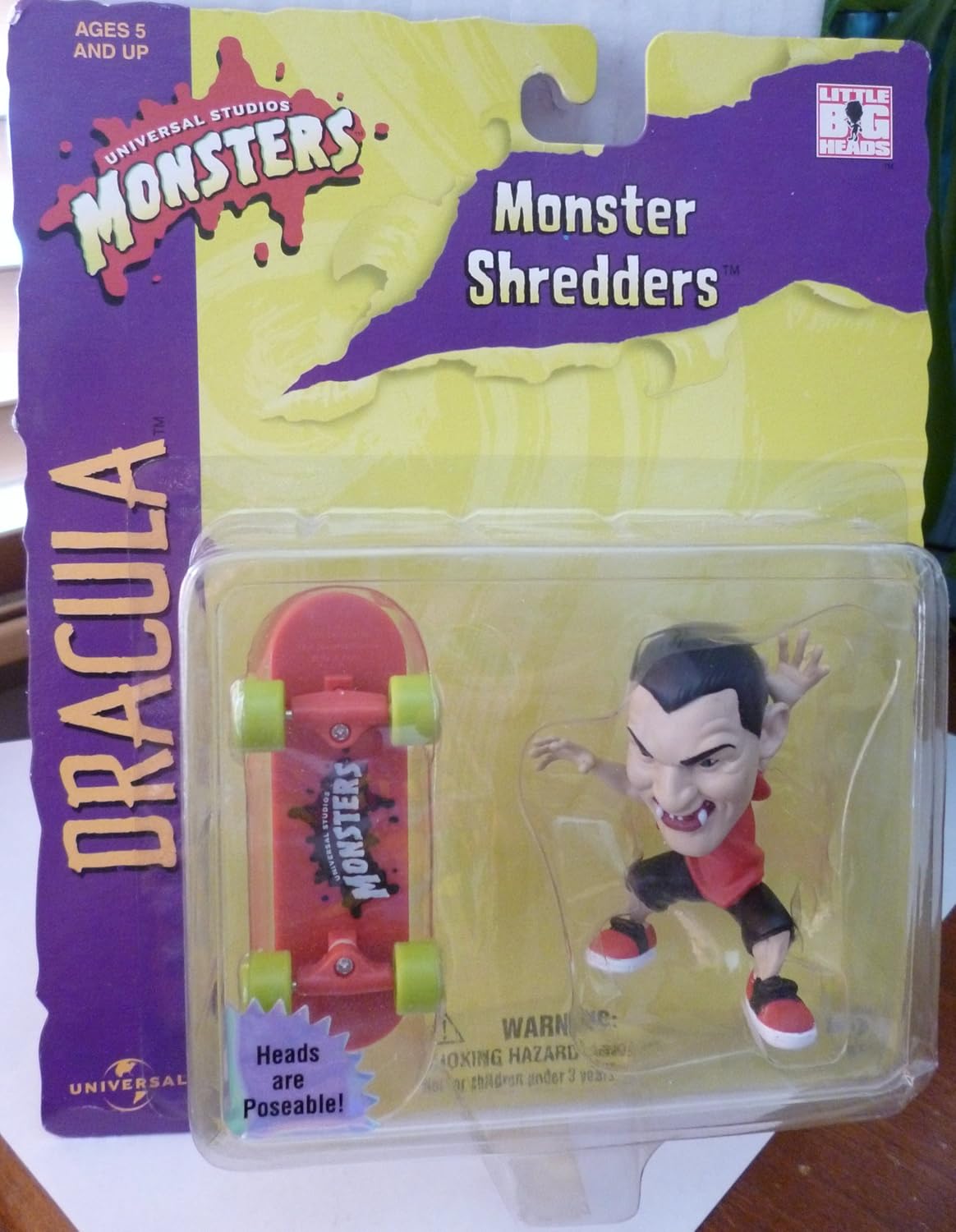 little figurines with big heads