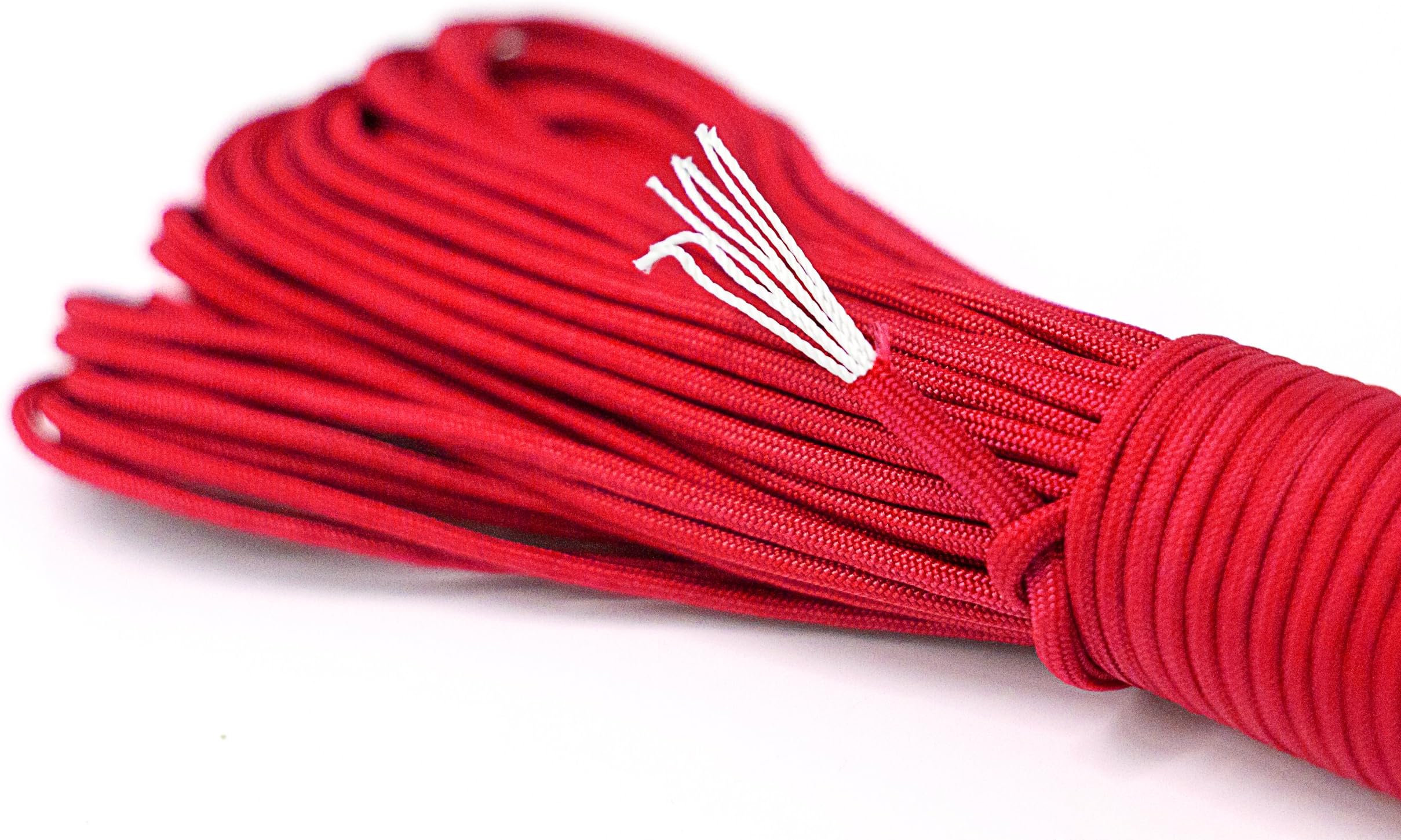 Paracord rope survival rope made of tear-resistant Parachute Cord. Paracord Ropes 550 lbs 31 meters (100 ft) in the color red (NOTE: THIS PARACORD ROPE IS NOT SUITABLE FOR CLIMBING) NEW from the brand PRECORN