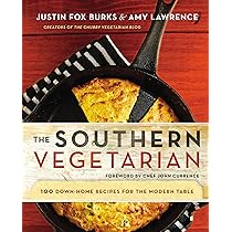 洋書 The Contented Vegetarian: Over 100 The Southern Vegetarian Cookbook: 100 Down-Home Recipes for