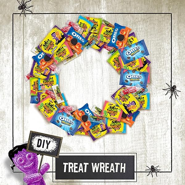 SOUR PATCH KIDS SOFT & CHEWY HALLOWEEN CANDY, 22 TRICK OR TREAT BAGS