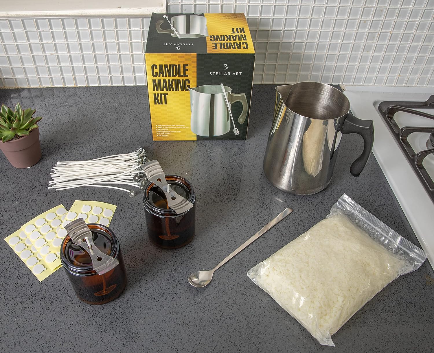 Stellar Art – Soy Wax DIY Candle Craft Tools, Candle Making Supplies for Beginners. The Kit Includes 1500ml Melting and Pouring Pot, Natural Soy Wax, A Spoon, Cotton Wicks, Wick Holders and Stickers.