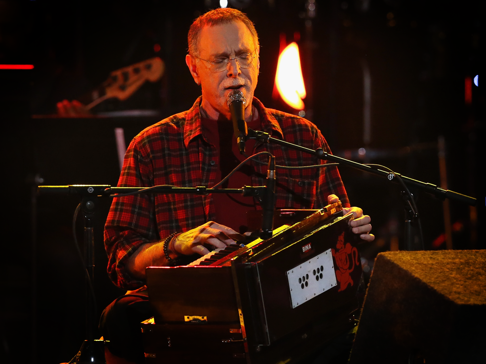 Krishna Das à écouter ou acheter sur Amazon Music dès maintenant