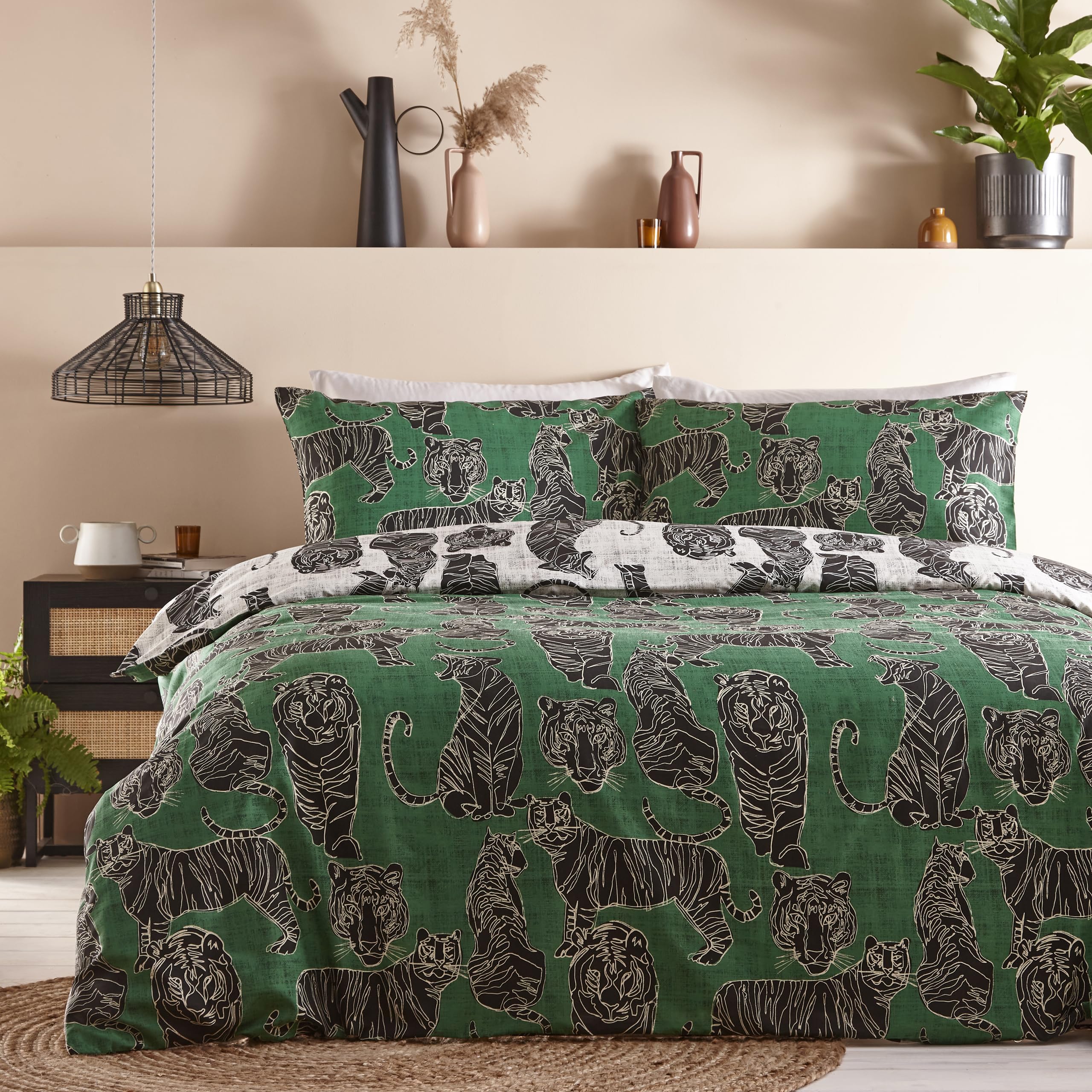 furn. Wildcat Duvet Cover Set – Reversible Tribal Jungle Graphics Soft Cotton Blend with Pillowcases (Jungle Green – King)