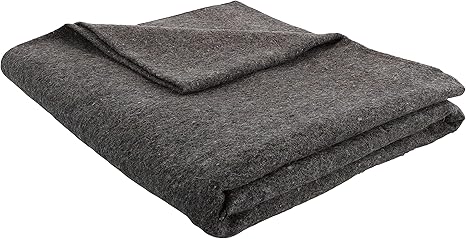 Amazon Com Jmr Grey 62x80 Military Wool Blanket For Emergency Camping Everyday Use Kitchen Dining