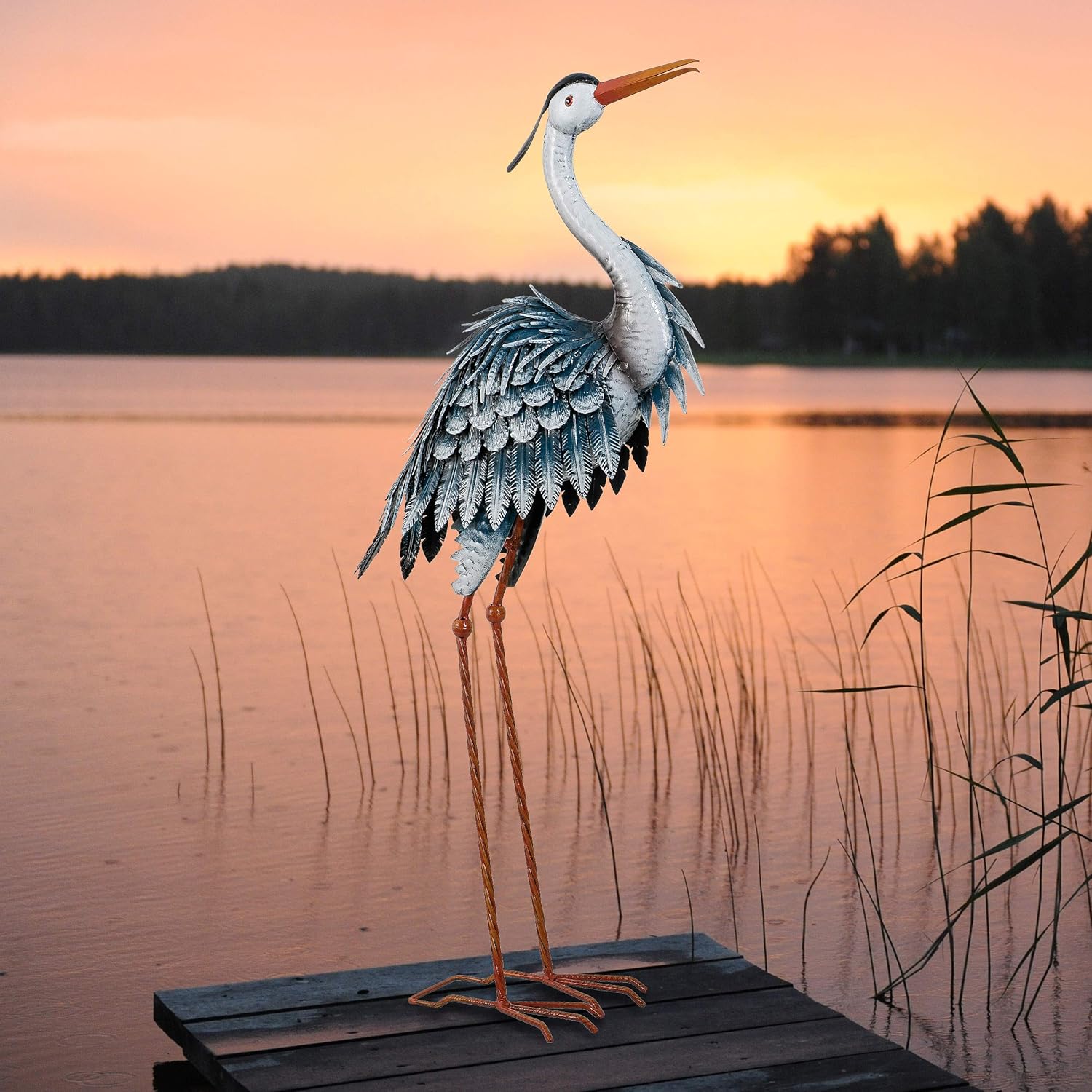 TERESA'S COLLECTIONS 33.8 inch Metal Blue Heron Garden Sculptures and Statues, Standing Crane Yard Art for Outdoor Decor, Bird Lawn Ornaments for Pond Porch Patio Decorations: Kitchen & Dining