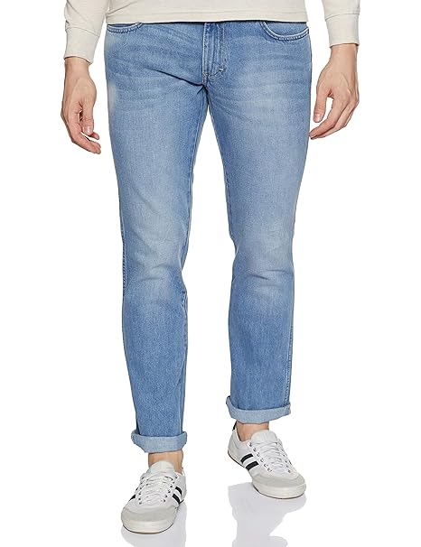 Buy Wrangler Men S Rockville Tapered Fit Jeans