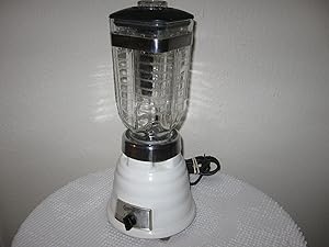 Oster Vintage Beehive Blender