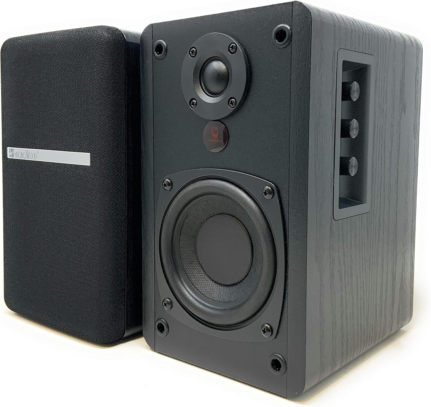 bookshelf speakers with aux input