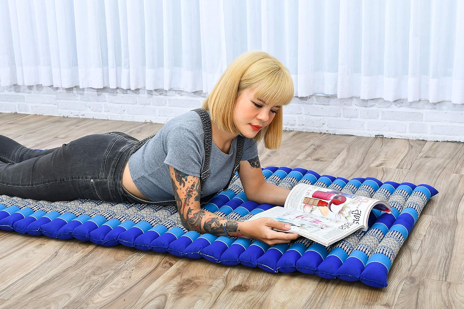 Leewadee Rollable Floor Mat M, Comfortable and Rollable Thai Mattress, Soft Massage Mat Filled with Eco-Friendly Kapok - Image 5