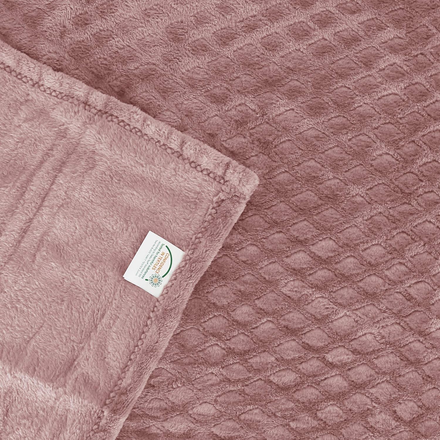 Exclusivo Mezcla Brushed Diamond Check Large Flannel Fleece Throw Blankets (Pink, 50" x 70")-Soft, Warm and Lightweight: Home & Kitchen