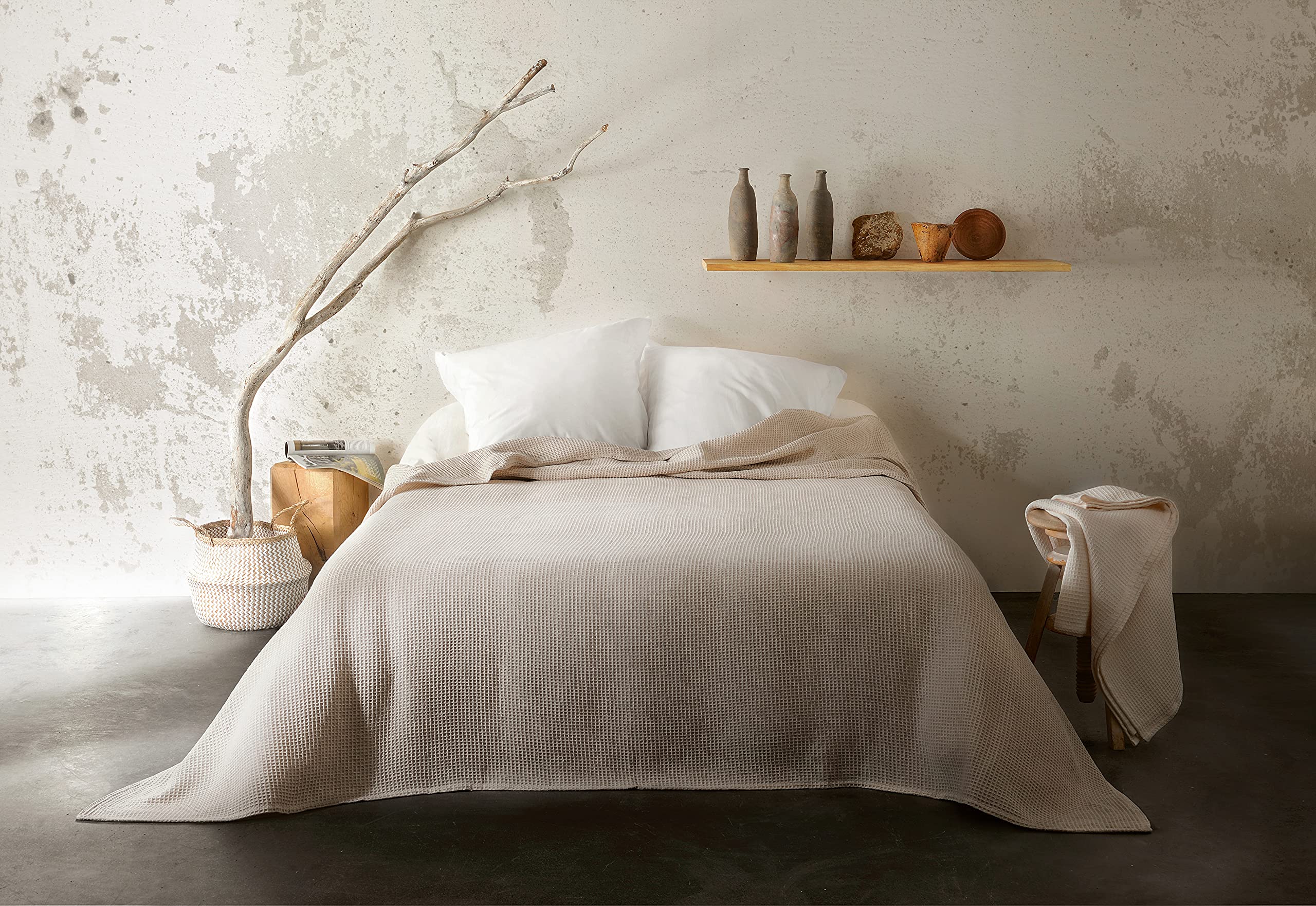 Linder Natural Honeycomb Effect Bed Throw 240 x 250 cm Beige