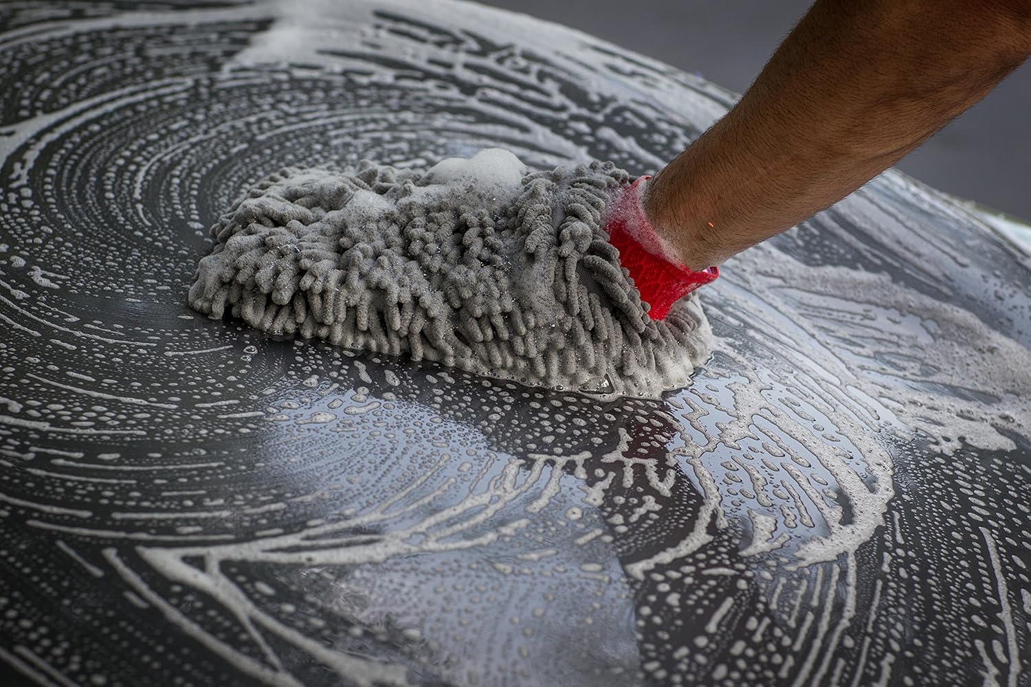 Mothers 968801 Premium Chenille Car Wash Mitt - Scratch & Lint Free: Automotive