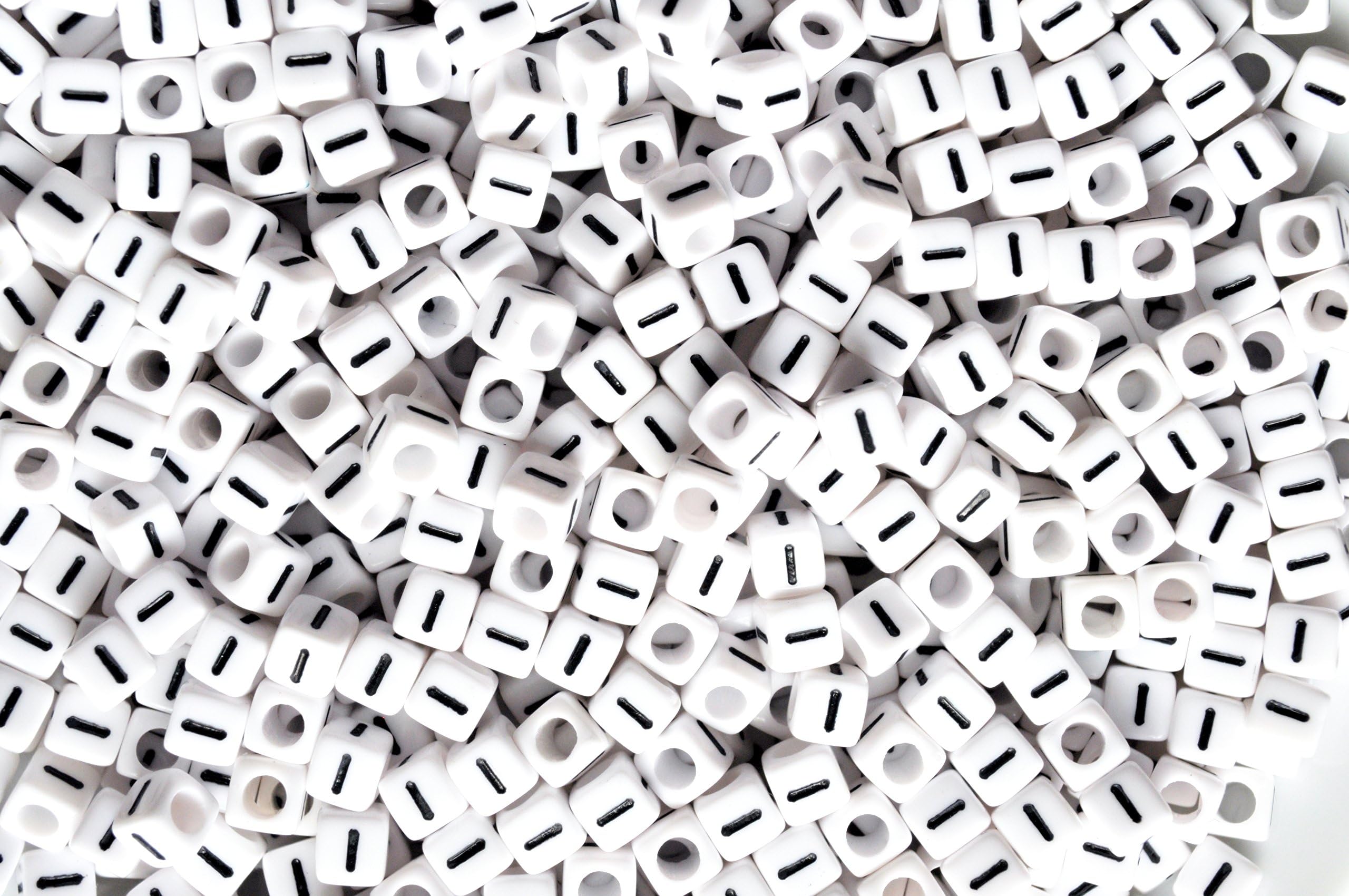 100 pcs 6mm White Cube Letter Alphabet Acrylic Beads Single & Mixed Letters (I)