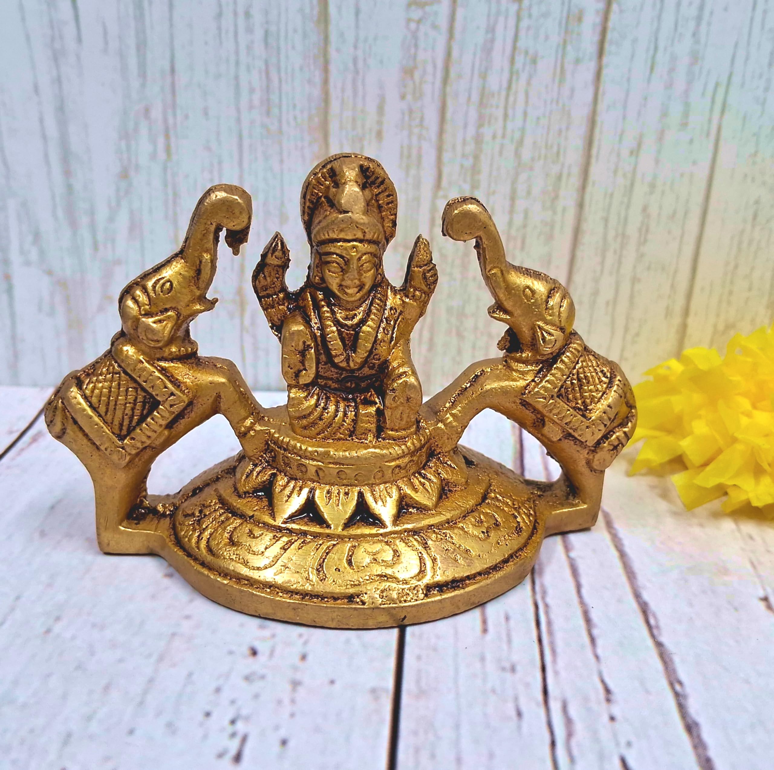 Purpledip Brass Idol Gaja Lakshmi: Collectible Decor Statue Laxmi with Elephants (12244)