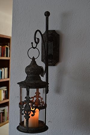 Windlicht Aus Metall Maison En France Wandleuchte Moderne Aussergewohnliche Wandlaterne Mit Glaseinsatz Und Aufhanger Gefertigt Mit Schonen Verzierungen Ein Blickfang Fur Haus Und Garten Cncargentina Com Ar