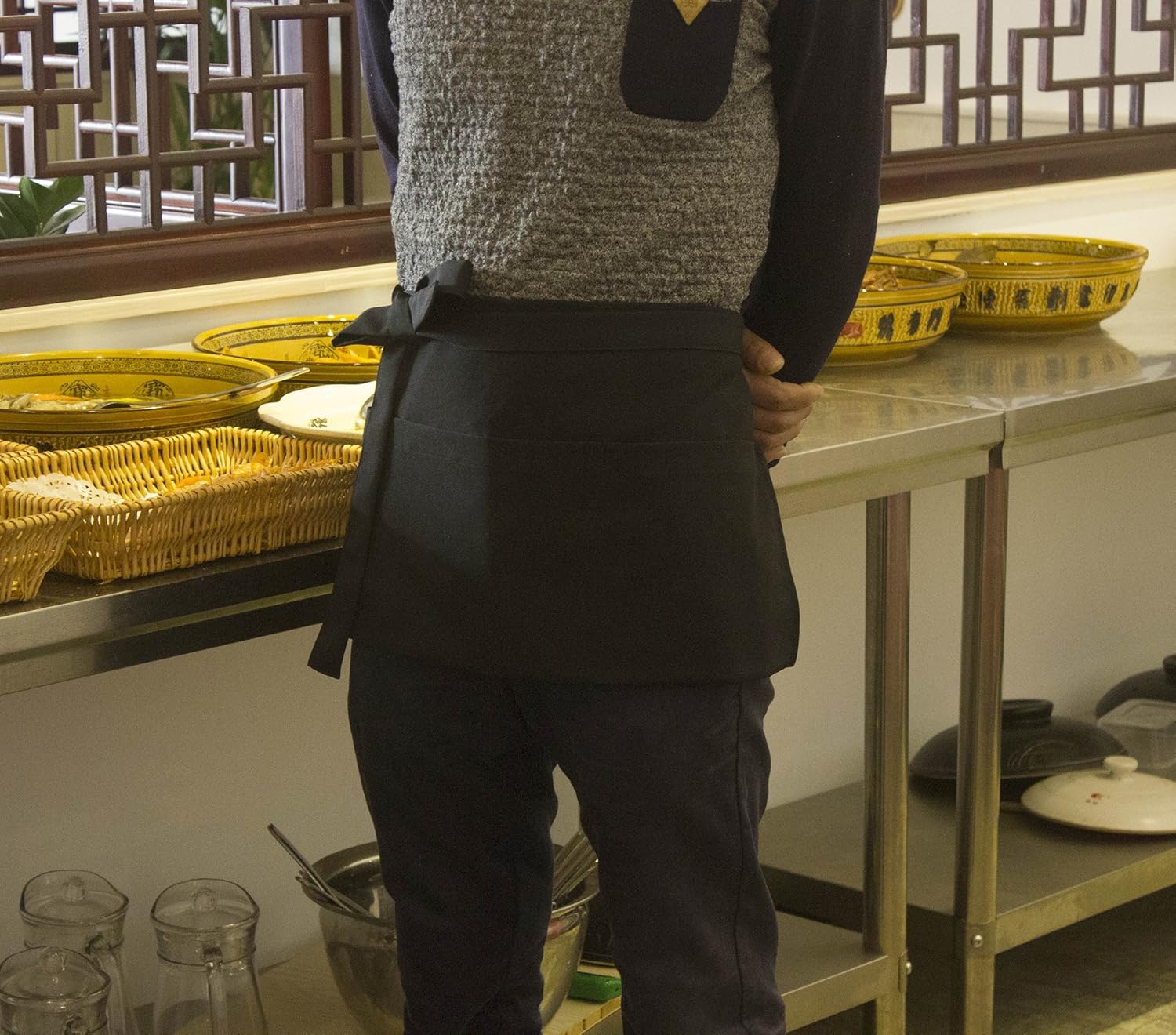 SEW UR LIFE (2 Set Resist Water 3 Big Pockets Waist Server Apron Kitchen Restaurant Bistro Cafe Bar Pub Cake Shop Bakery Unisex Half Aprons for Chef, Baker, Servers, Waitress, Waiter(Black): Home & Kitchen
