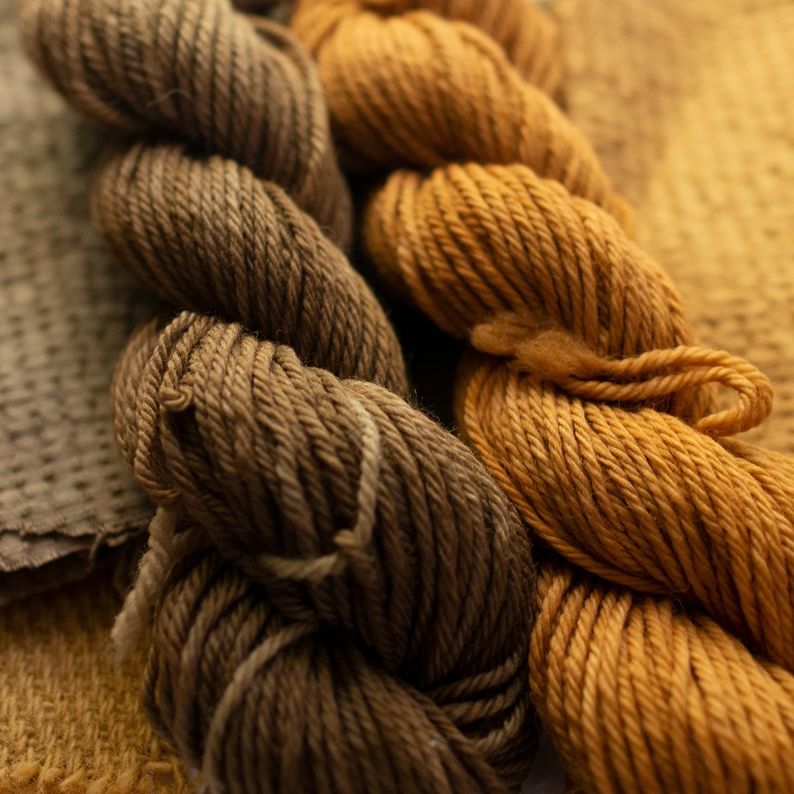 Shepherd Textiles Cutch Extract Natural Dye, 1 oz.