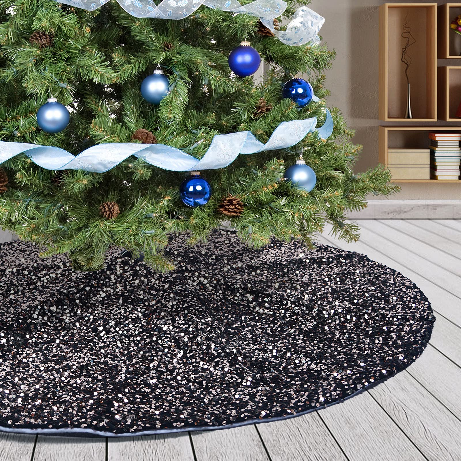 Deggodech 48 inches Sequin Christmas Tree Skirt Black Large Xmas Tree Skirt Base Cover for Christmas New Year Party Holiday Home Decorations (Black, 122cm)