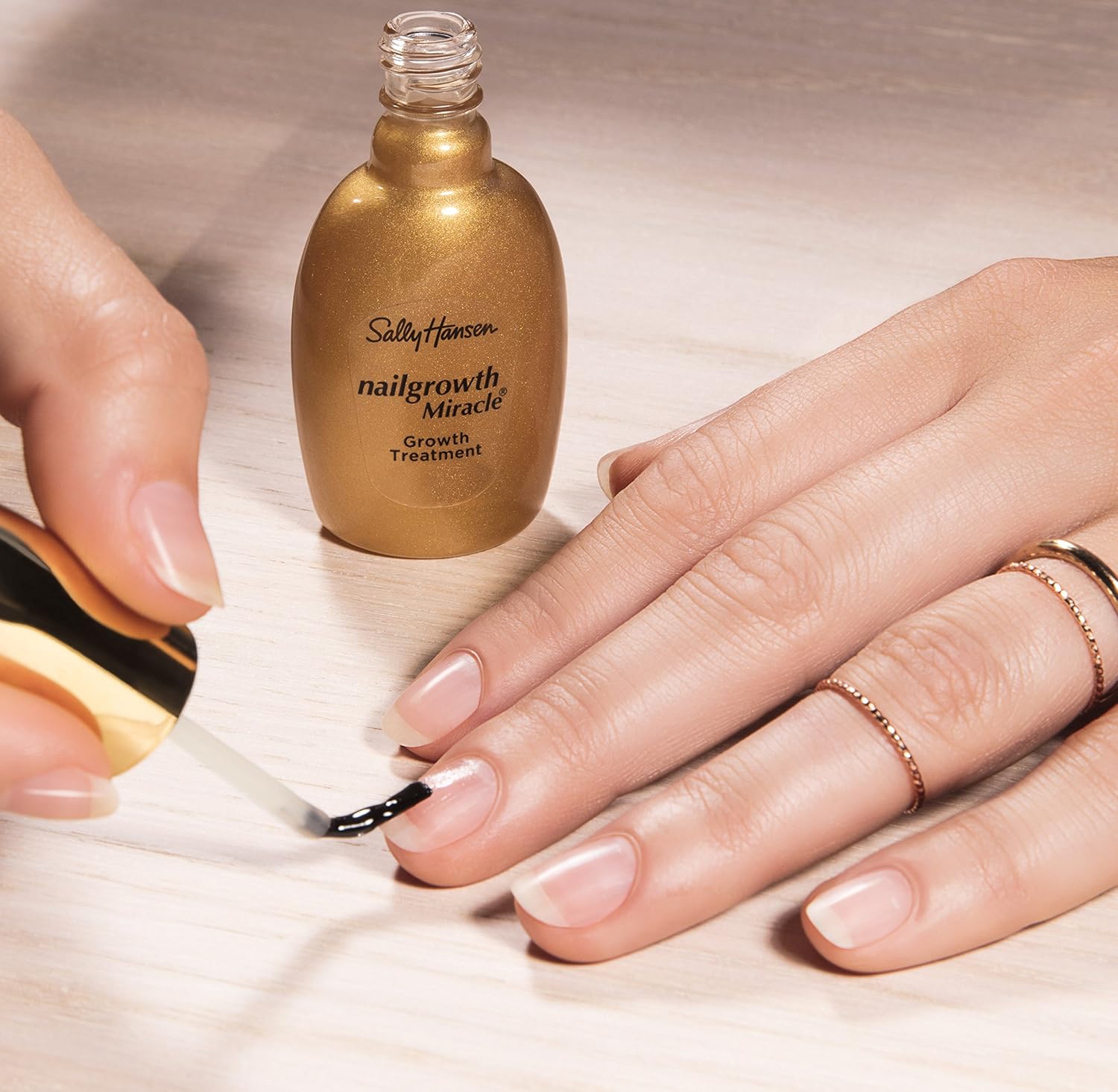 Sally Hansen Nailgrowth Miracle Treatment 0.37 fl oz : Beauty