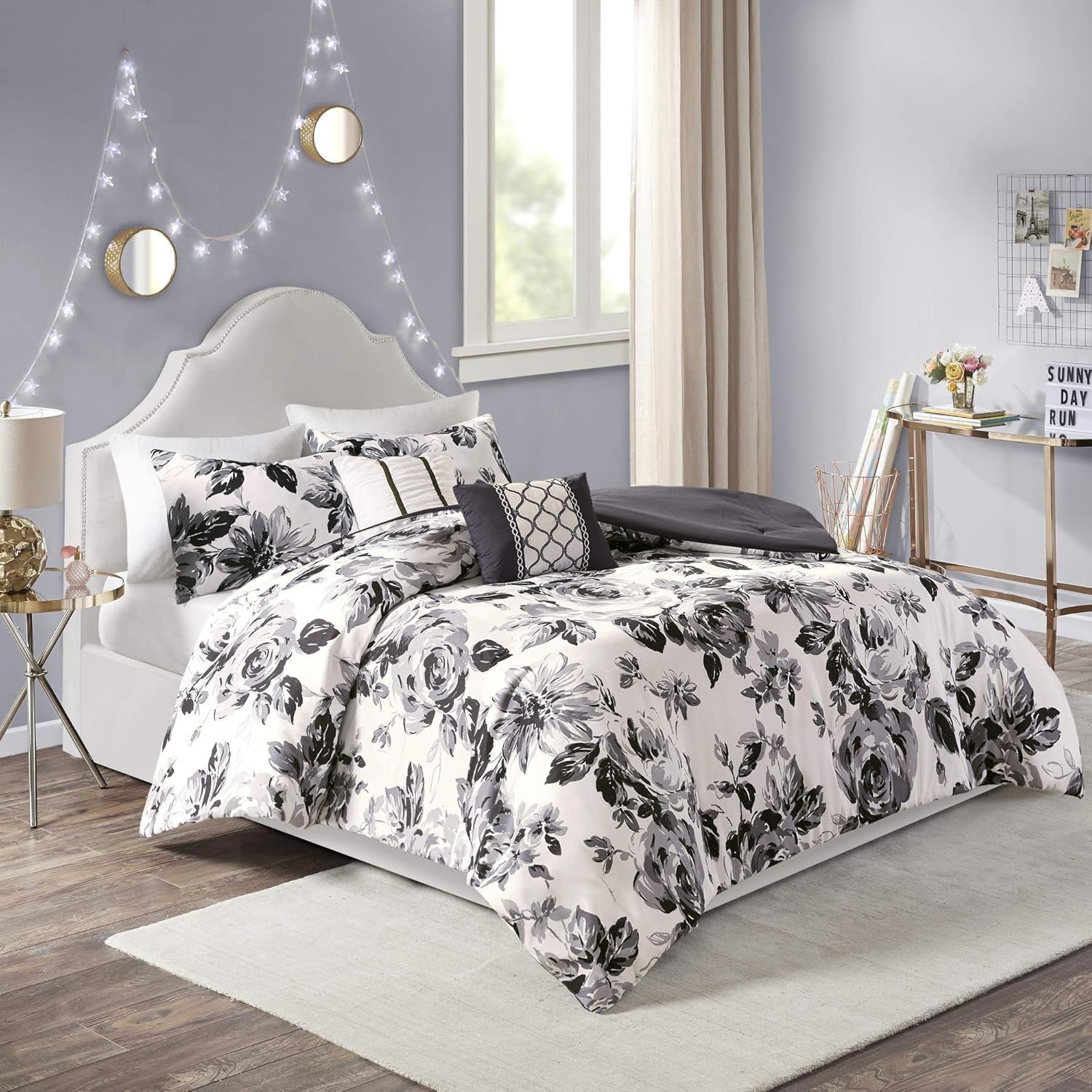 Intelligent Design Dorsey Comforter Reversible Flower Floral Botanical Printed Ultra-Soft Brushed Overfilled Down Alternative Hypoallergenic All Season Bedding-Set, Twin/Twin XL, Black/White
