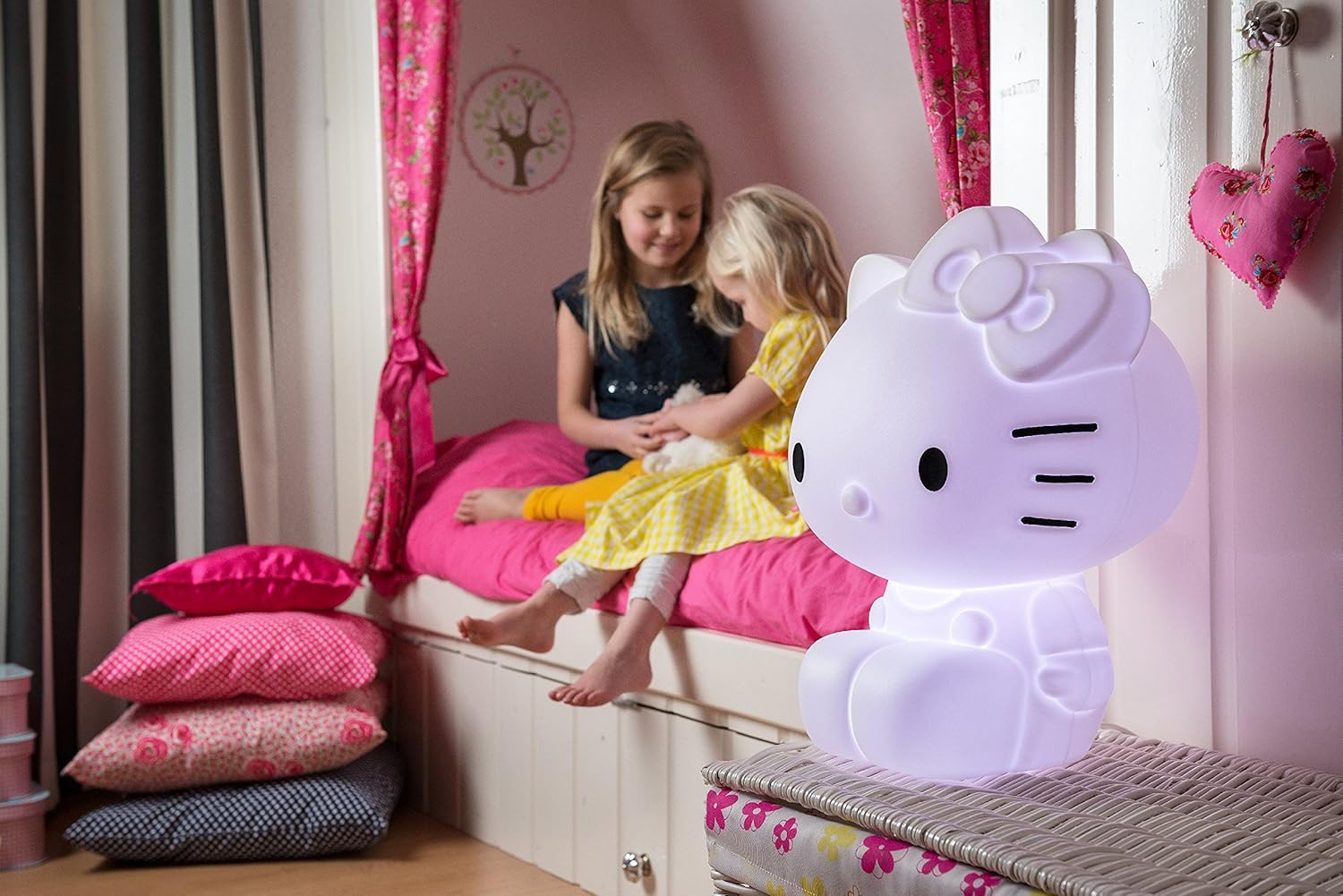 Миа аморе пижама. Материнская плата msi 865gvm2-ls. Mia kitty. Mia kitty. Disney junior t.