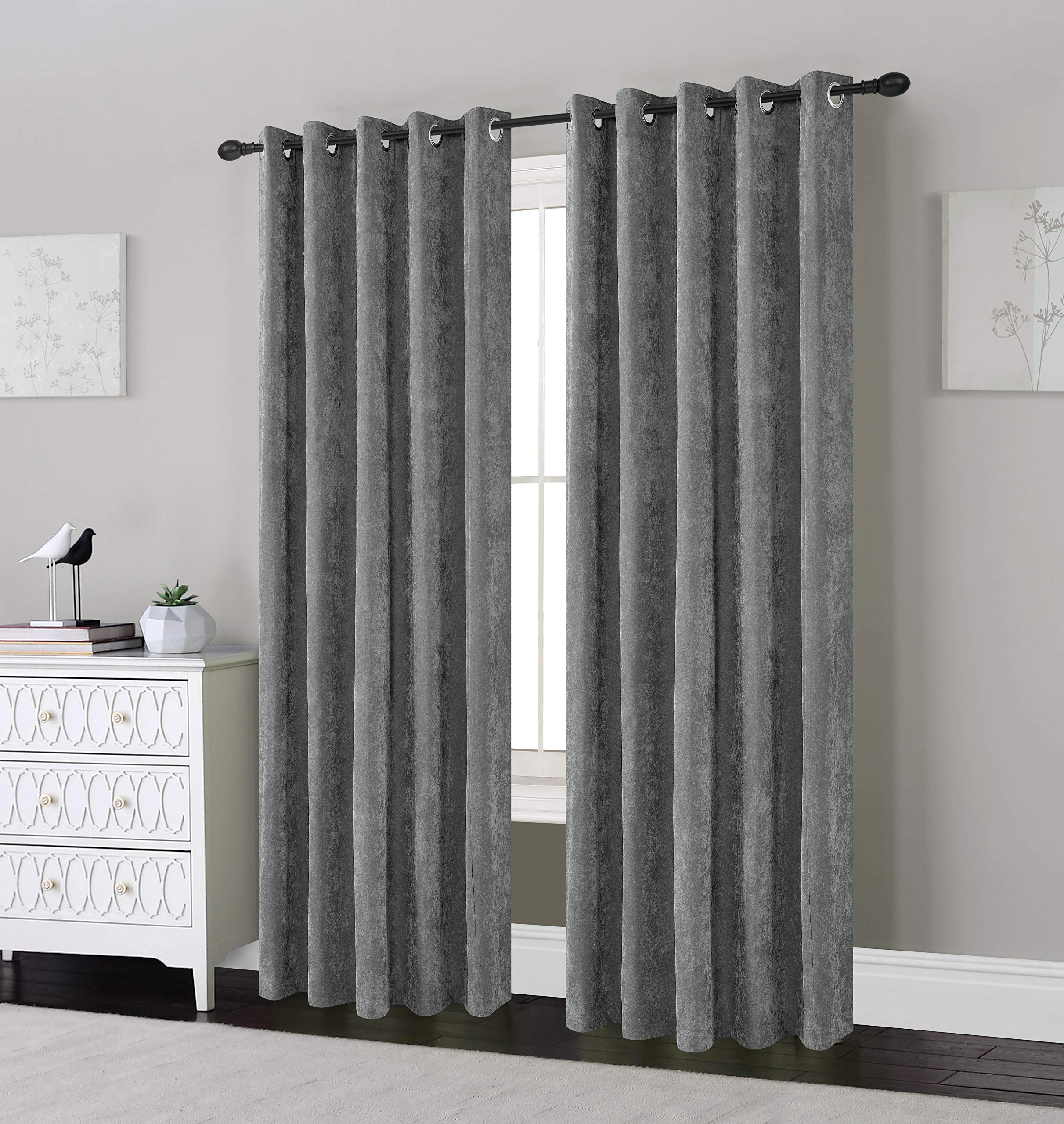 Sleepdown Chenille R/M Lined Eyelet Curtain 100% Polyester Curtain 66 X 72 - Silver