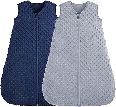FIEMOL Schlafsack Baby 0-6 Monate 1.5 Tog, Neugeborene Schlafsack Herbst mit Plüsch Punkte, Weiche Winter Schlummersack Baumwolle, Baby Tragedecke Blau & Grau 2er Pack 67cm