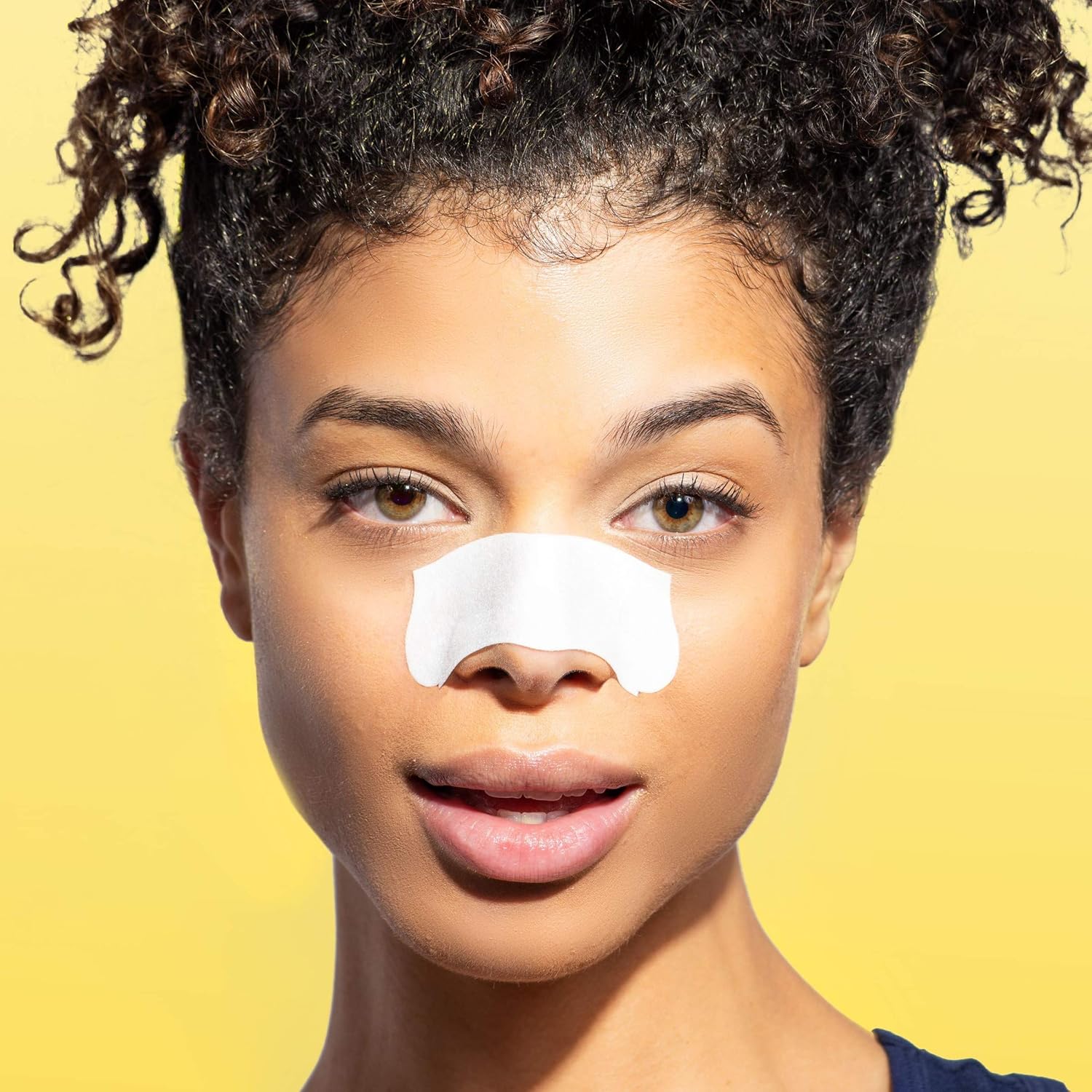 Bioré Witch Hazel Ultra Cleansing Pore Strips, 6 Nose Strips, Clears Pores up to 2x More than Original Pore Strips, features C-Bond Technology, Oil-Free, Non-Comedogenic Use (Packaging May Vary): Beauty