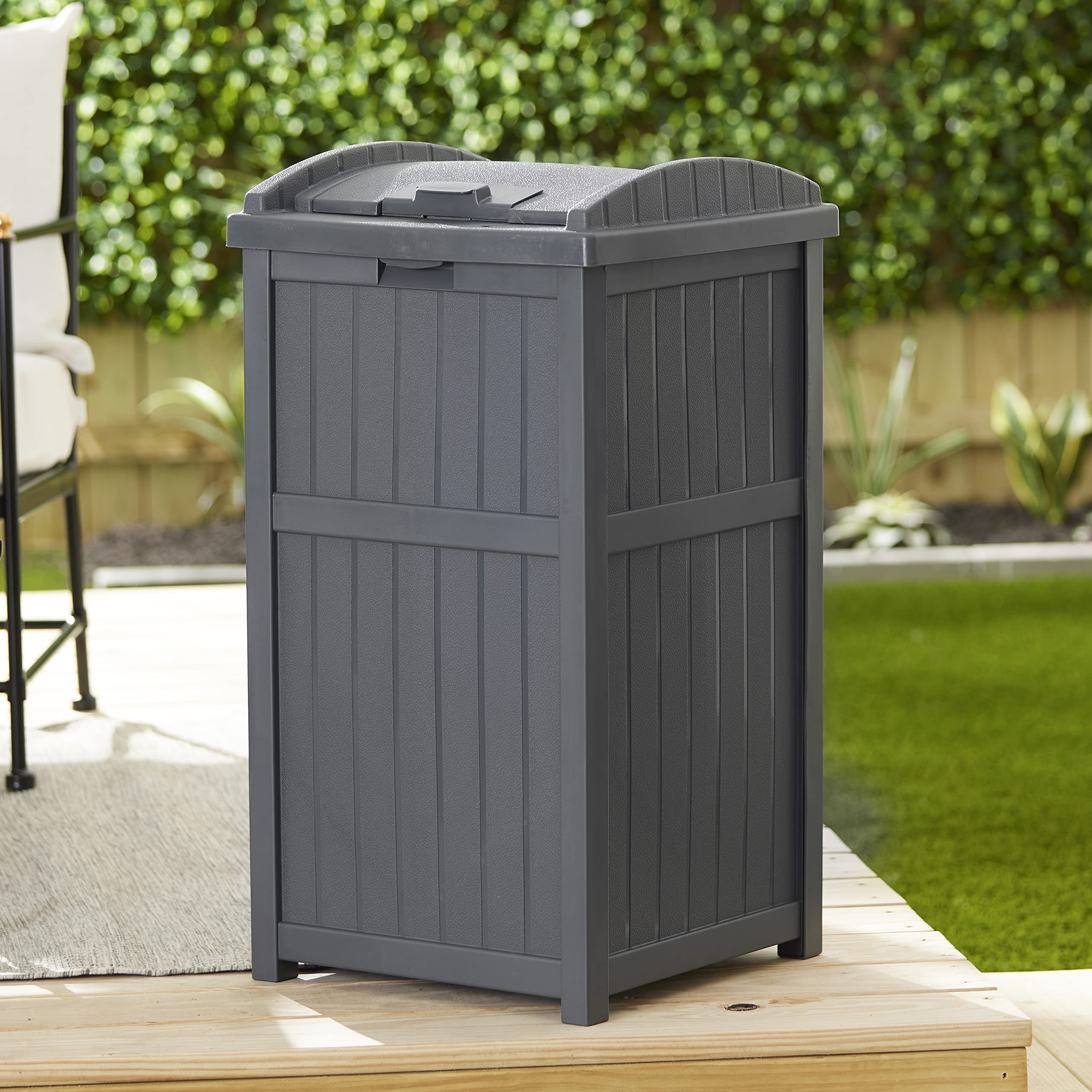 Suncast Trash Hideaway 33 Gallon Rectangular Garbage Trash Can Bin with