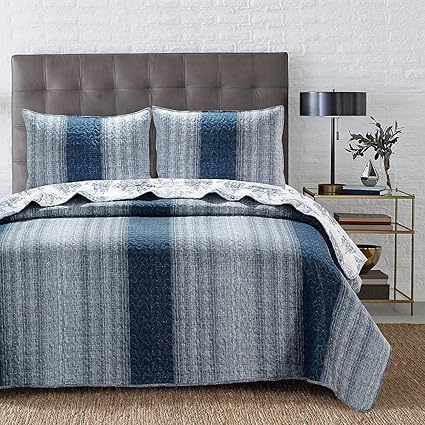 Skipper Furnishings Quilted and Reversible Microfibre Double Bed Spread and 2 Pillow Covers - Striped, Blue