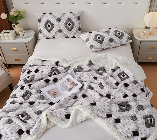 UKELER BOHO SHERPA FLEECE BLANKETS 80” × 90”, ULTRA SOFT AZTEC QUEEN BLANKET FOR ALL SEASON, COZY, PLUSH, BOHEMIAN THROW BLANKETS FOR BED/COUCH/SOFA/OFFICE/CAMPING, DARK COFFEE