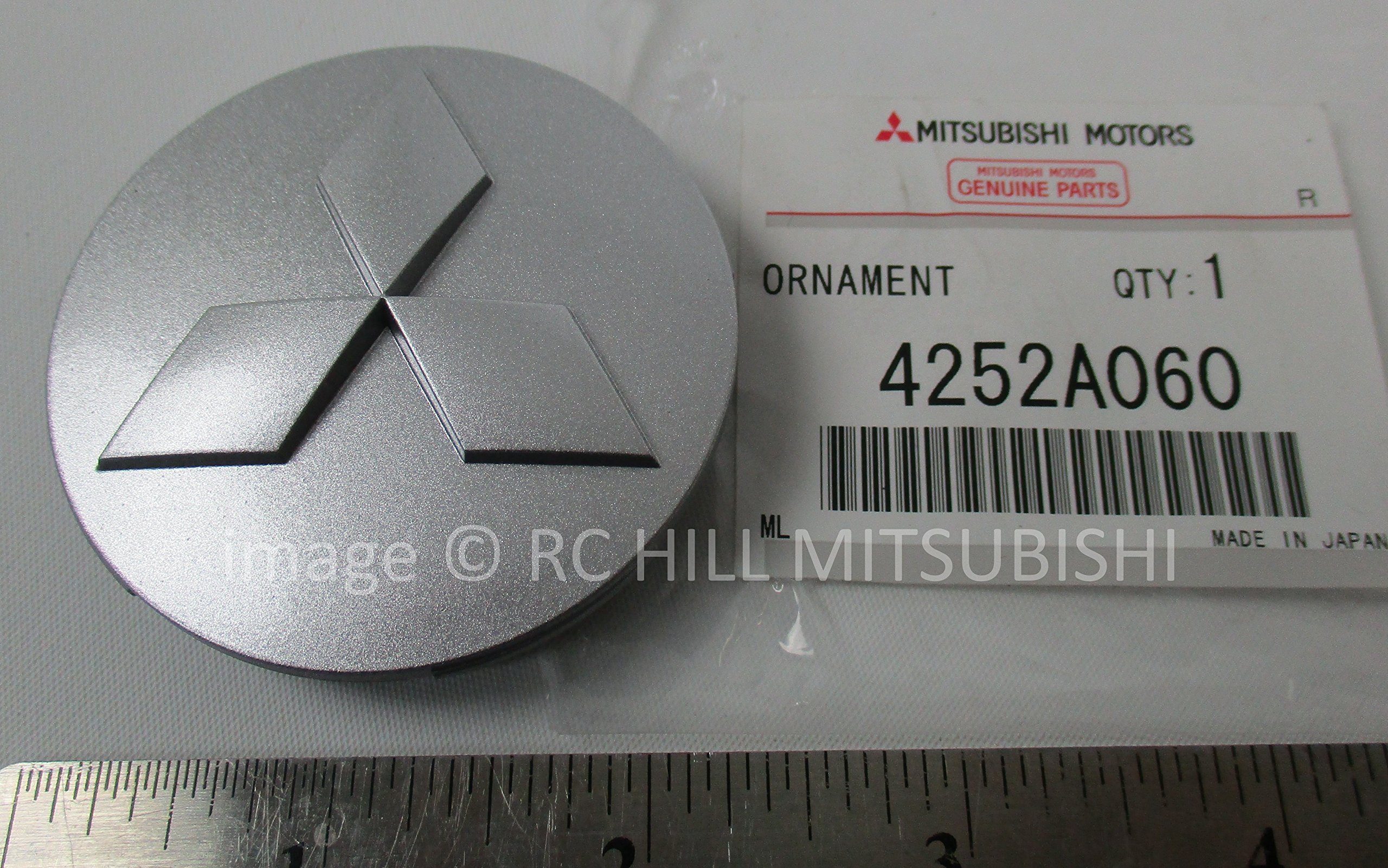 MITSUBISHIONE 4252A060 Genuine OEM Factory Original Center Cap Please Send VIN# to Verify Item APPLIES to Your Vehicle